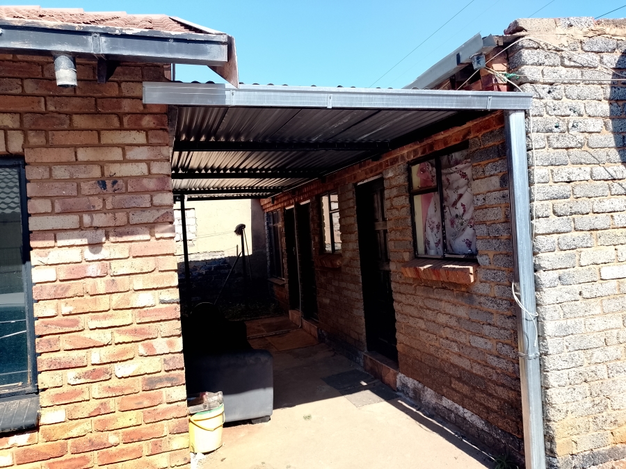 2 Bedroom Property for Sale in Mamelodi East Gauteng