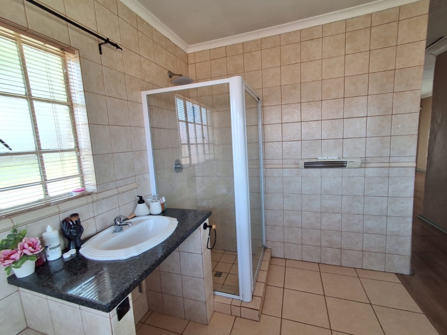 3 Bedroom Property for Sale in Fochville Gauteng