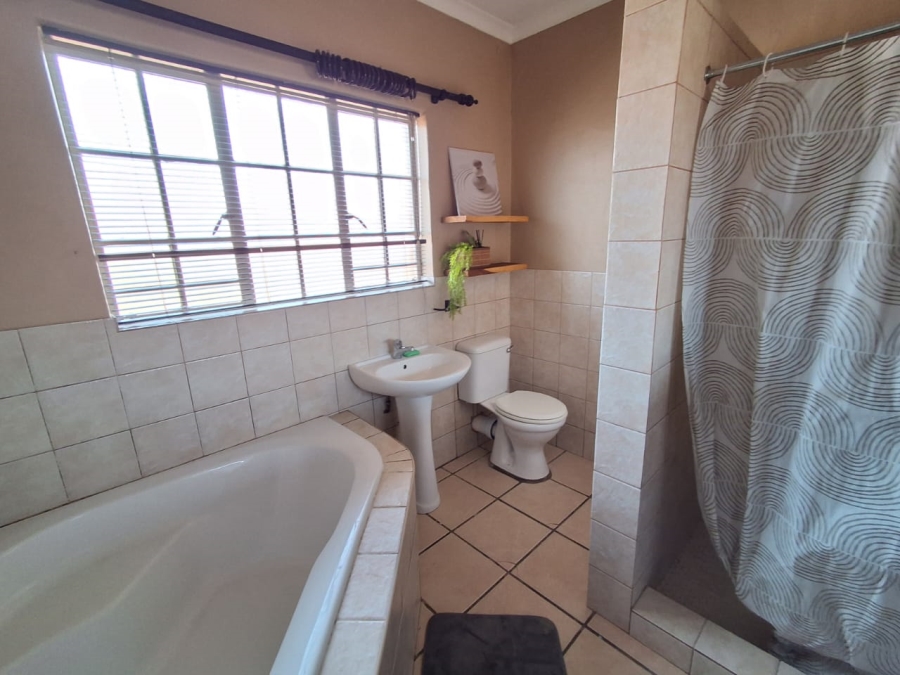 3 Bedroom Property for Sale in Fochville Gauteng