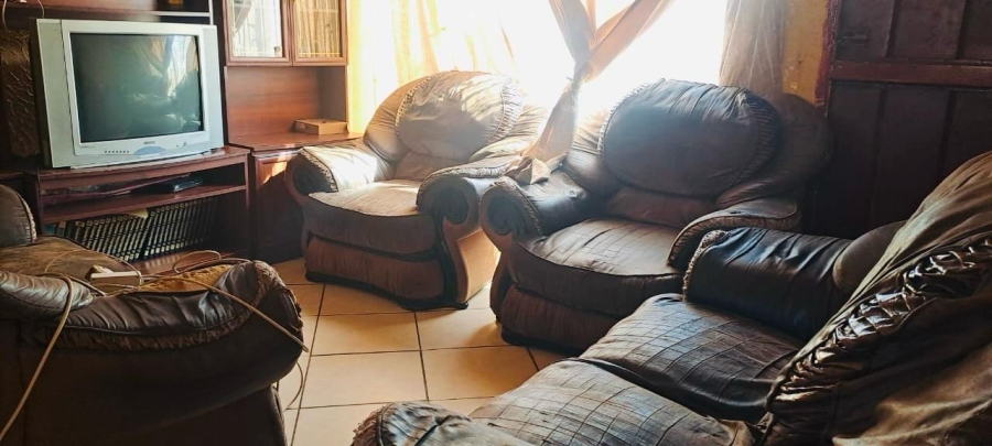 2 Bedroom Property for Sale in Soshanguve AA Gauteng