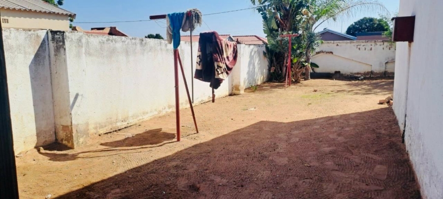 2 Bedroom Property for Sale in Soshanguve AA Gauteng