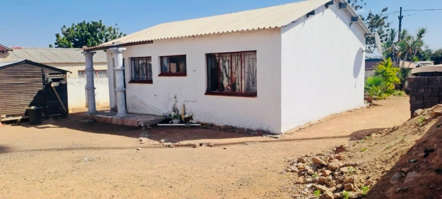 2 Bedroom Property for Sale in Soshanguve AA Gauteng