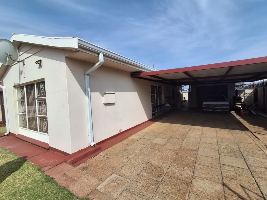3 Bedroom Property for Sale in Fochville Gauteng