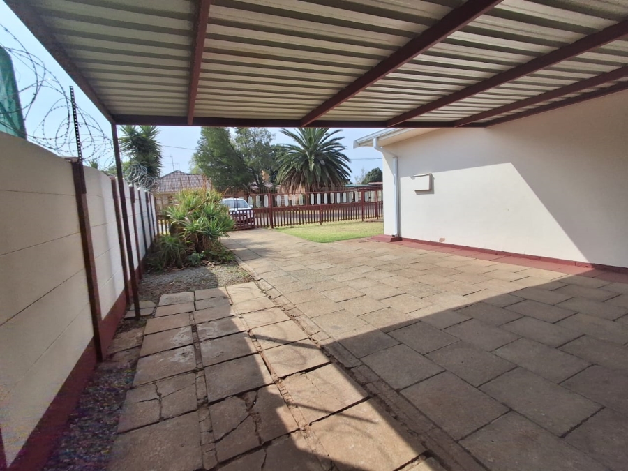 3 Bedroom Property for Sale in Fochville Gauteng