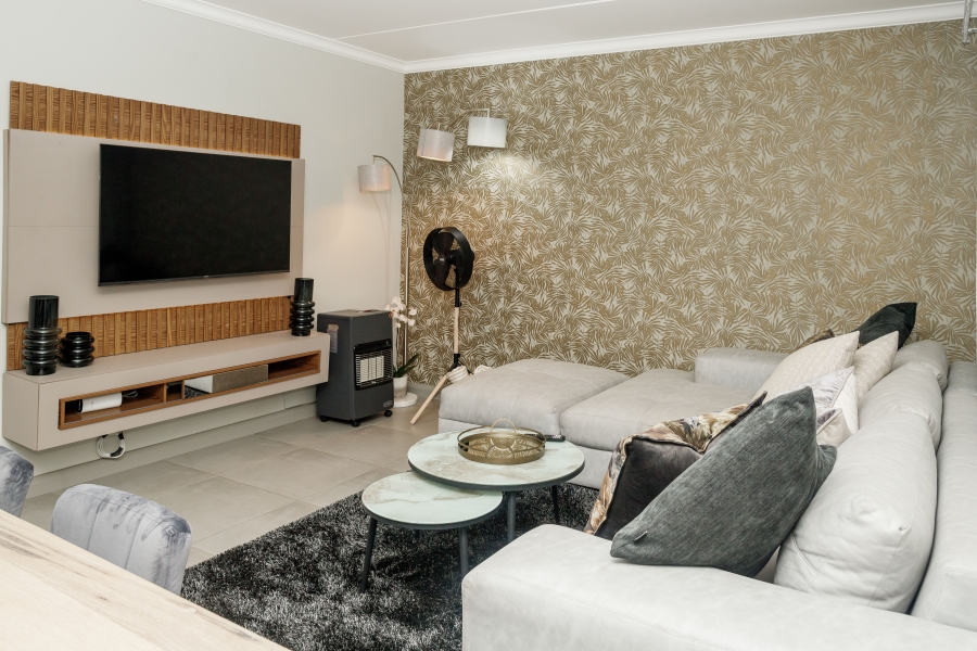 2 Bedroom Property for Sale in Carlswald Gauteng