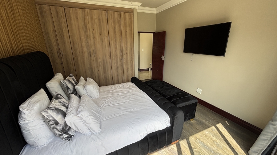 To Let 4 Bedroom Property for Rent in Blue Valley Golf Estate Gauteng