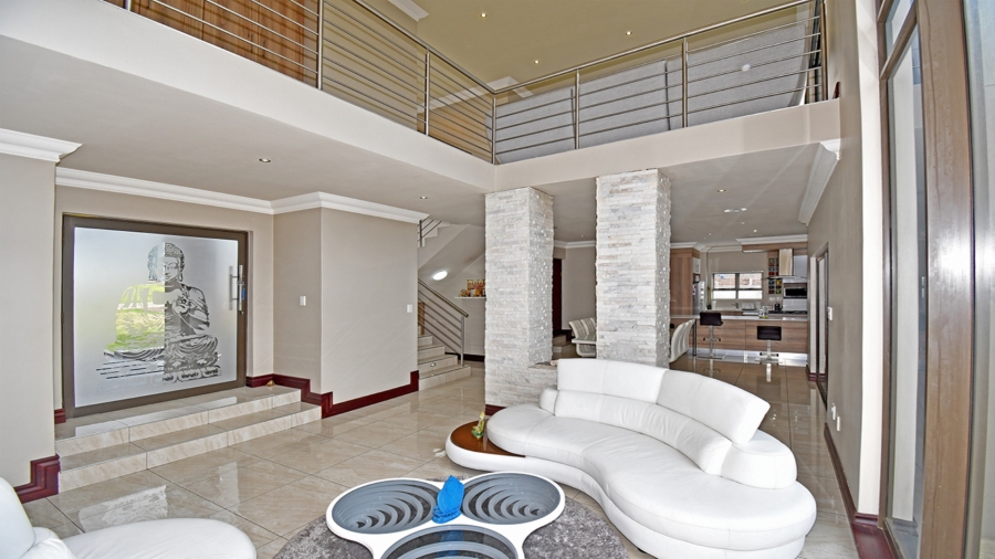 To Let 4 Bedroom Property for Rent in Blue Valley Golf Estate Gauteng