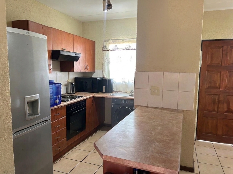 2 Bedroom Property for Sale in Halfway Gardens Gauteng