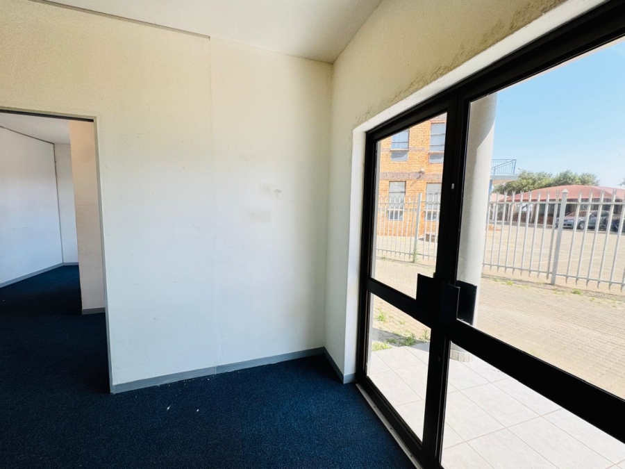 To Let Commercial Property for Rent in Halfway House Gauteng
