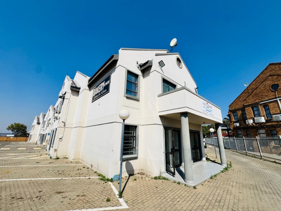 To Let Commercial Property for Rent in Halfway House Gauteng