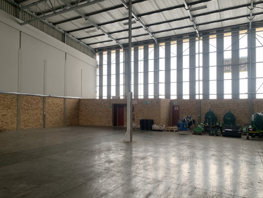 To Let Commercial Property for Rent in Linbro Park Gauteng