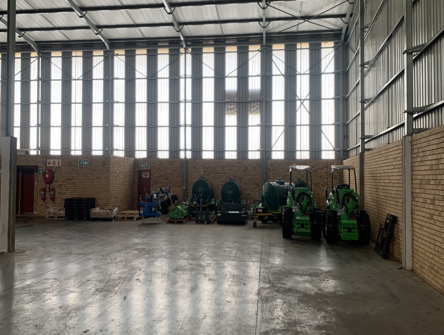 To Let Commercial Property for Rent in Linbro Park Gauteng