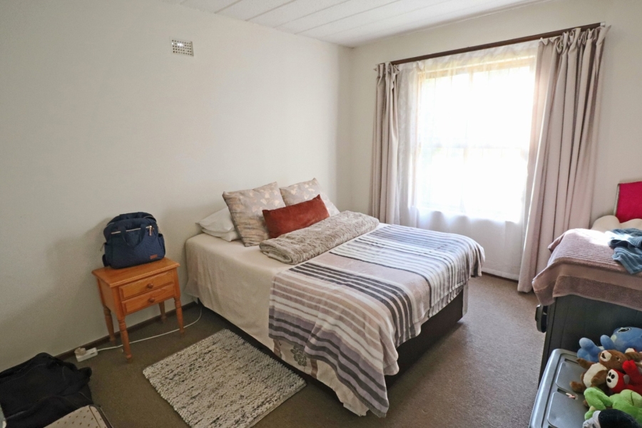 1 Bedroom Property for Sale in Robindale Gauteng
