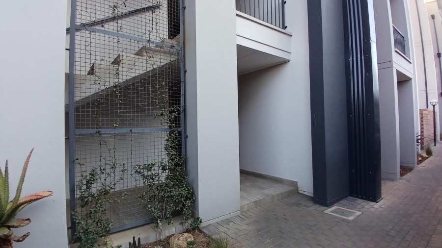 1 Bedroom Property for Sale in Mulbarton Gauteng