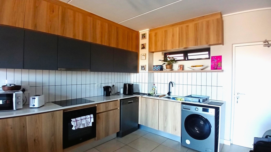1 Bedroom Property for Sale in Mulbarton Gauteng