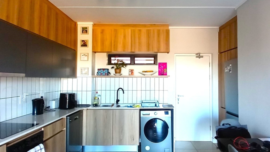 1 Bedroom Property for Sale in Mulbarton Gauteng