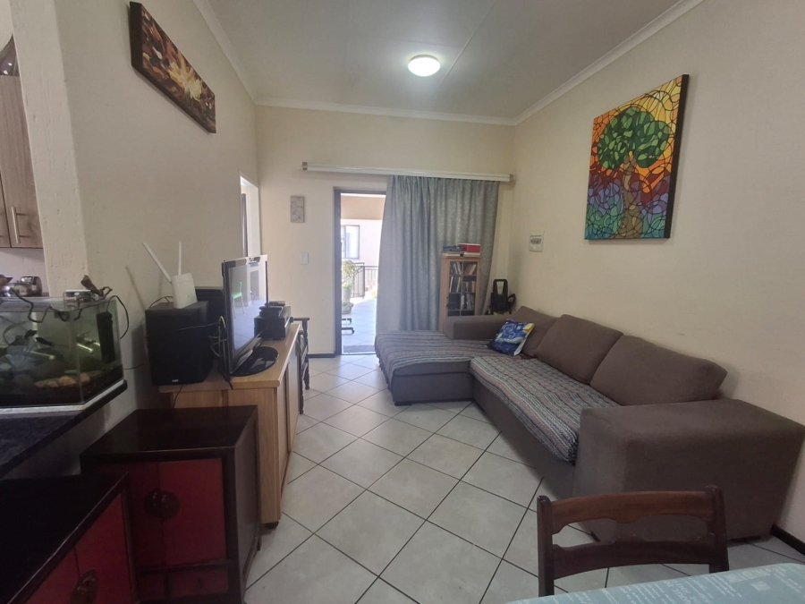 To Let 2 Bedroom Property for Rent in Goedeburg Gauteng