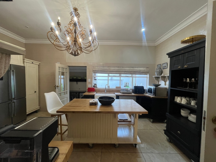 5 Bedroom Property for Sale in Hyde Park Gauteng