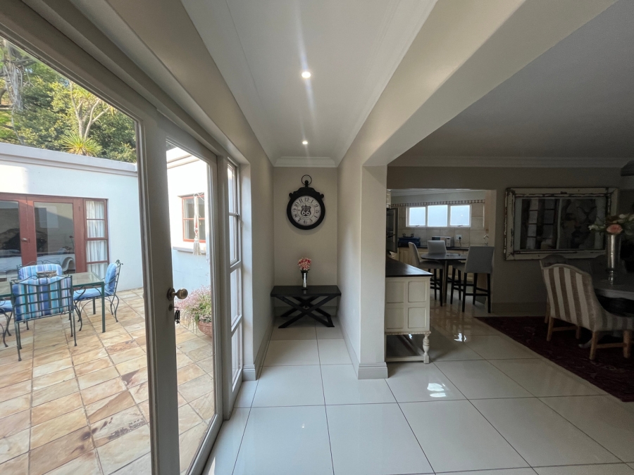 5 Bedroom Property for Sale in Hyde Park Gauteng