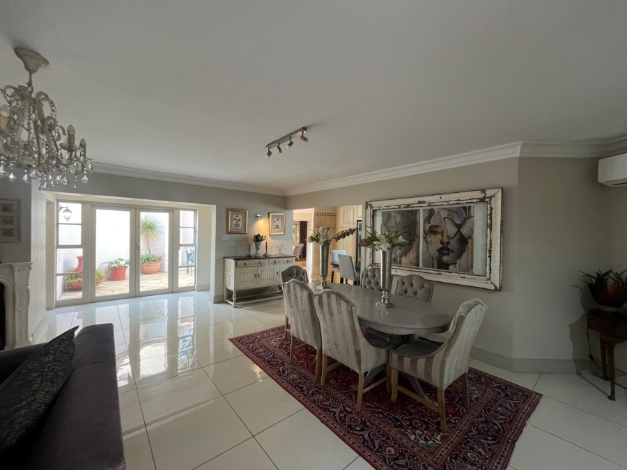 5 Bedroom Property for Sale in Hyde Park Gauteng