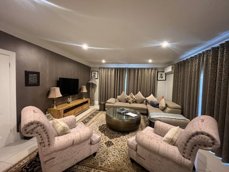 5 Bedroom Property for Sale in Hyde Park Gauteng