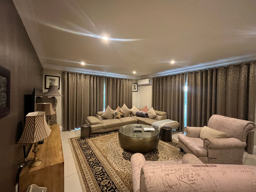 5 Bedroom Property for Sale in Hyde Park Gauteng
