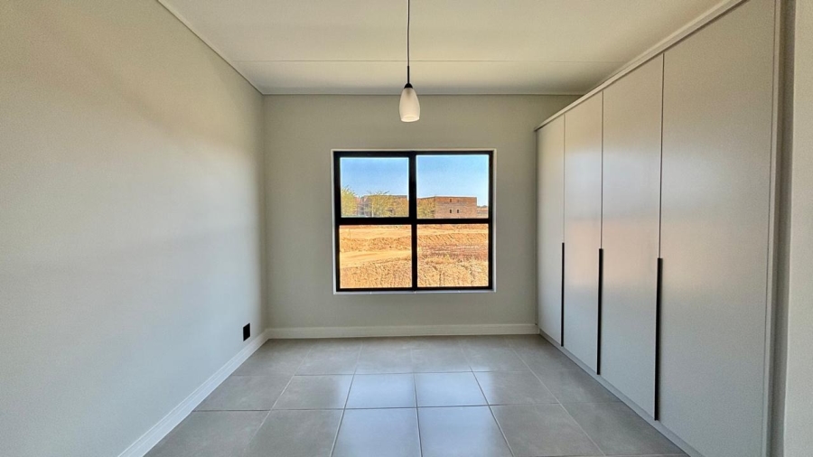 To Let 3 Bedroom Property for Rent in Waterfall Gauteng