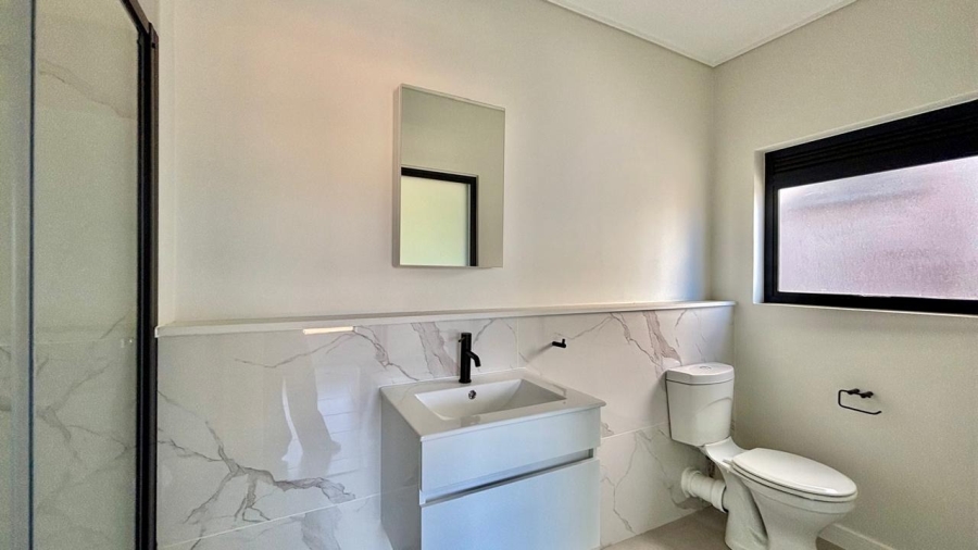 To Let 3 Bedroom Property for Rent in Waterfall Gauteng