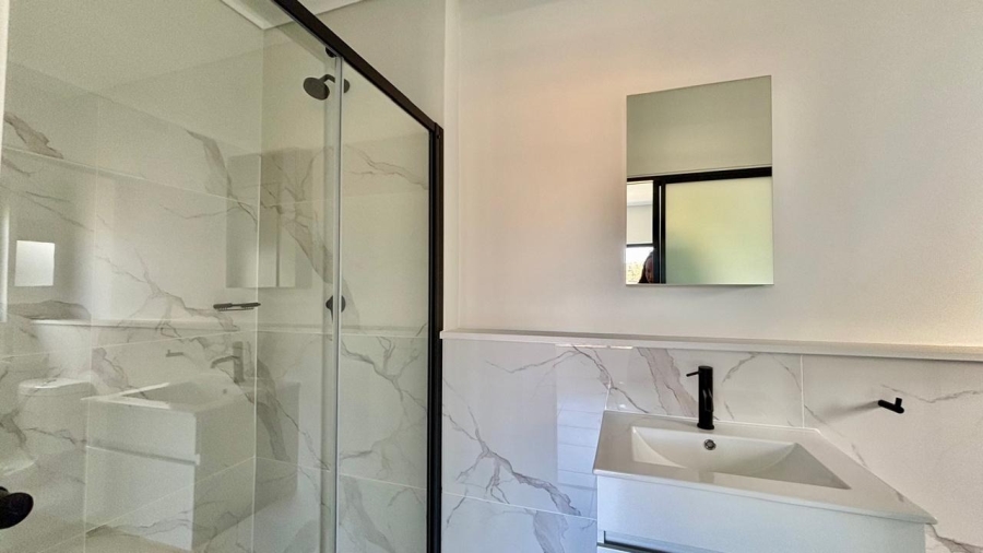 To Let 3 Bedroom Property for Rent in Waterfall Gauteng