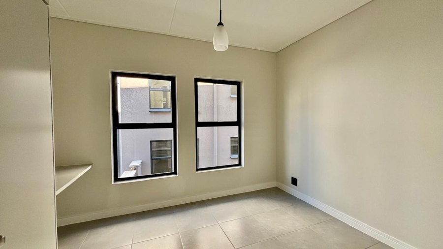 To Let 3 Bedroom Property for Rent in Waterfall Gauteng