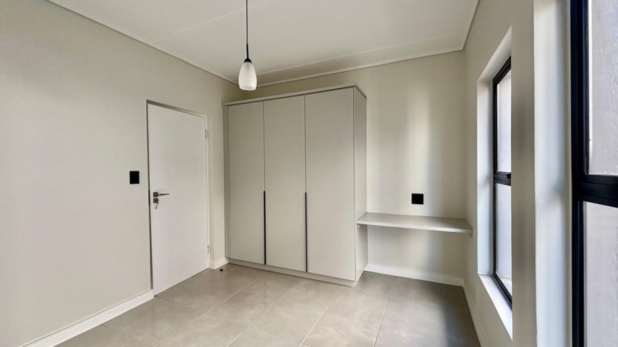 To Let 3 Bedroom Property for Rent in Waterfall Gauteng