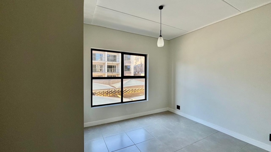 To Let 3 Bedroom Property for Rent in Waterfall Gauteng