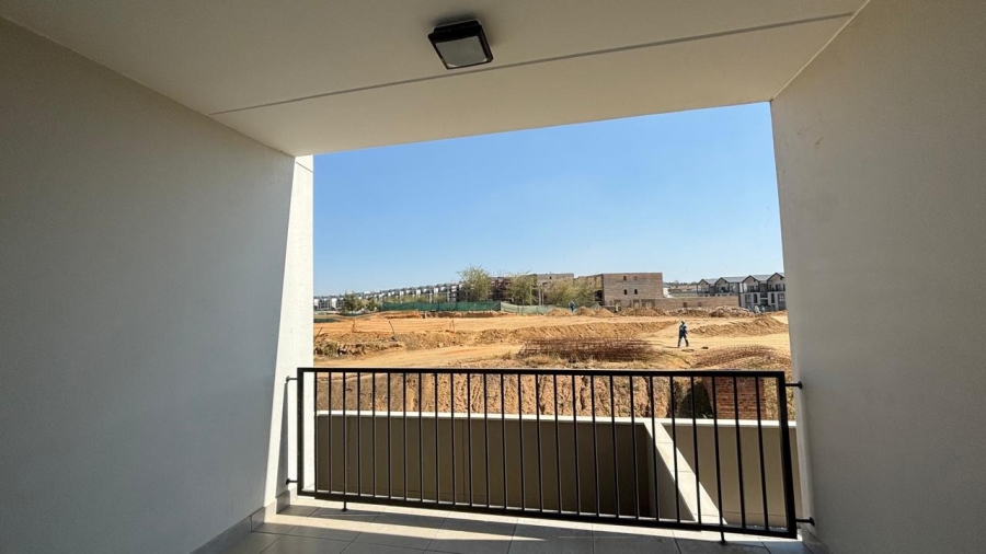To Let 3 Bedroom Property for Rent in Waterfall Gauteng
