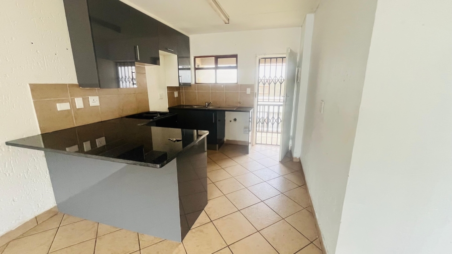 2 Bedroom Property for Sale in Comet Gauteng