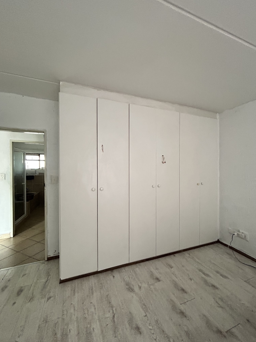 2 Bedroom Property for Sale in Comet Gauteng