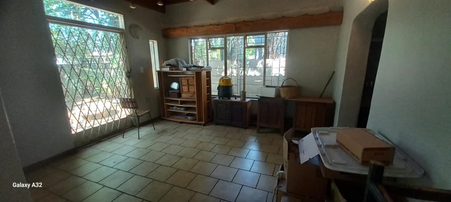6 Bedroom Property for Sale in Wonderboom South Gauteng