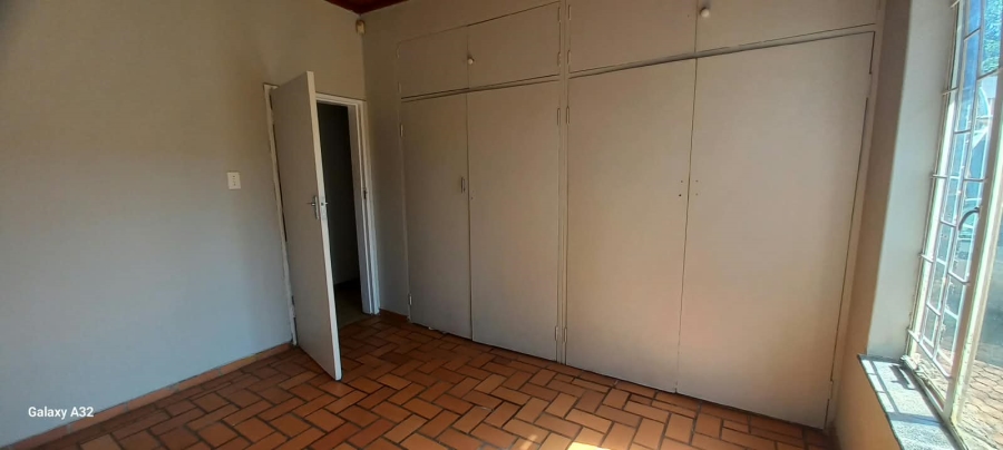 6 Bedroom Property for Sale in Wonderboom South Gauteng