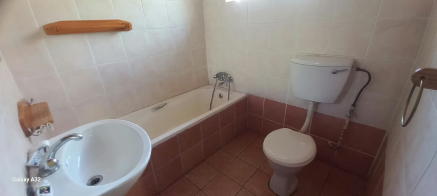 6 Bedroom Property for Sale in Wonderboom South Gauteng