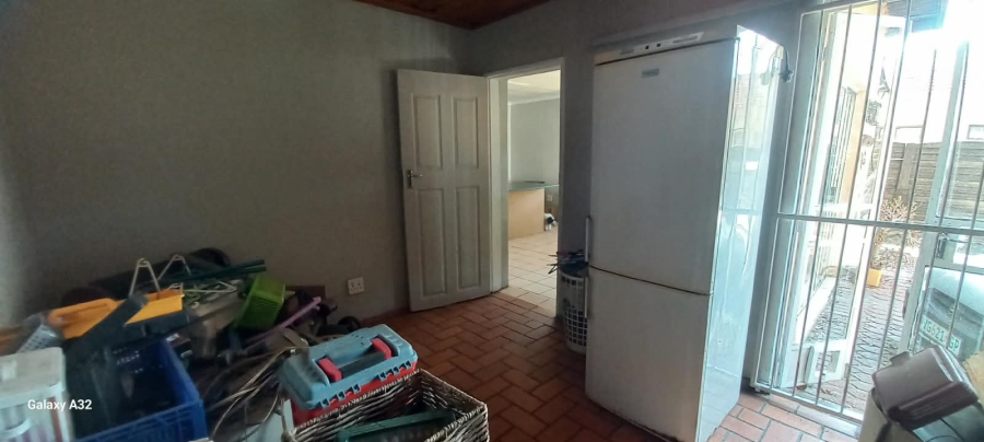 6 Bedroom Property for Sale in Wonderboom South Gauteng