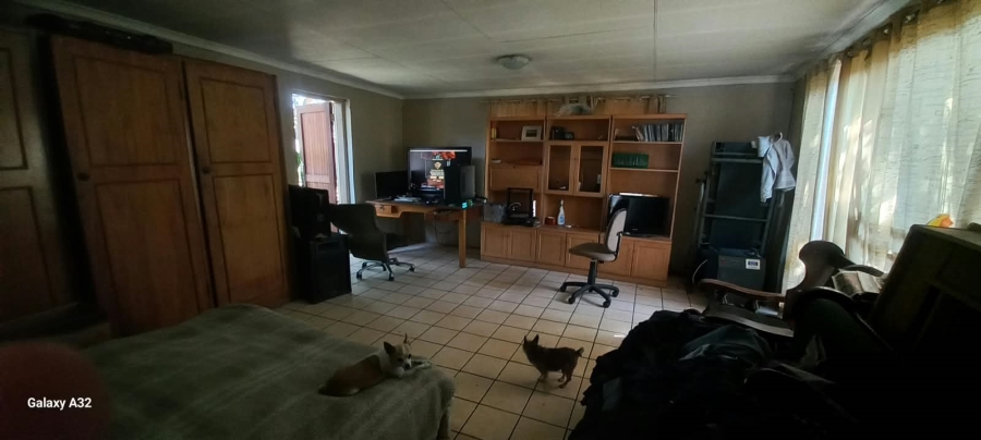 6 Bedroom Property for Sale in Wonderboom South Gauteng
