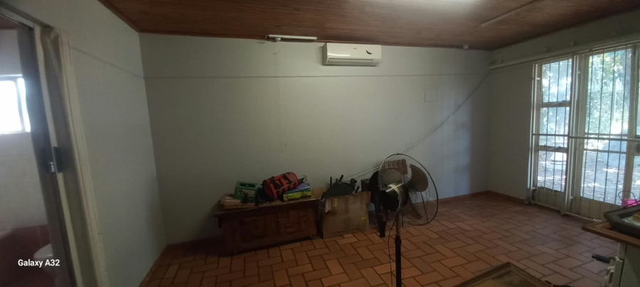 6 Bedroom Property for Sale in Wonderboom South Gauteng