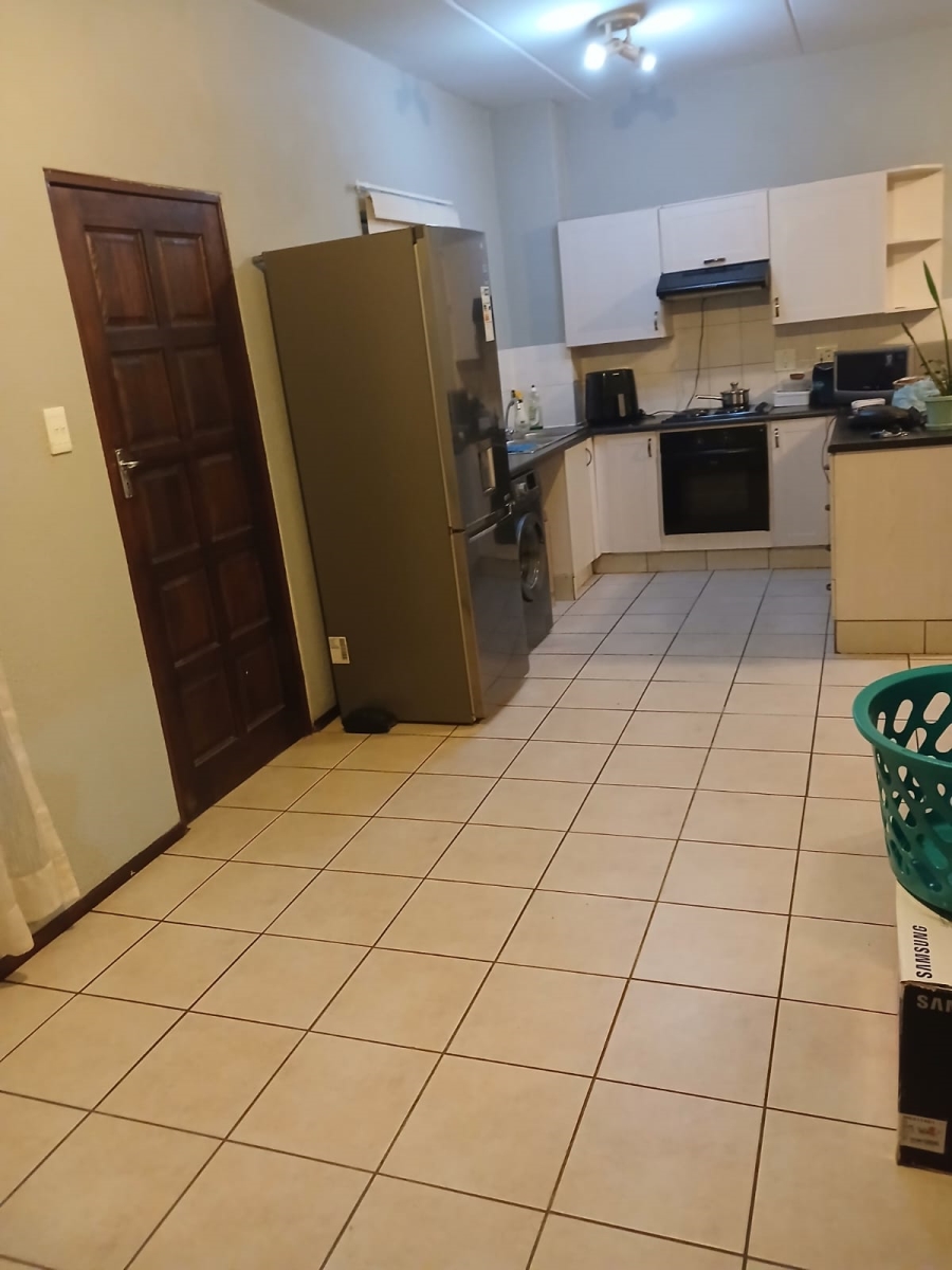 To Let 2 Bedroom Property for Rent in Carlswald Gauteng