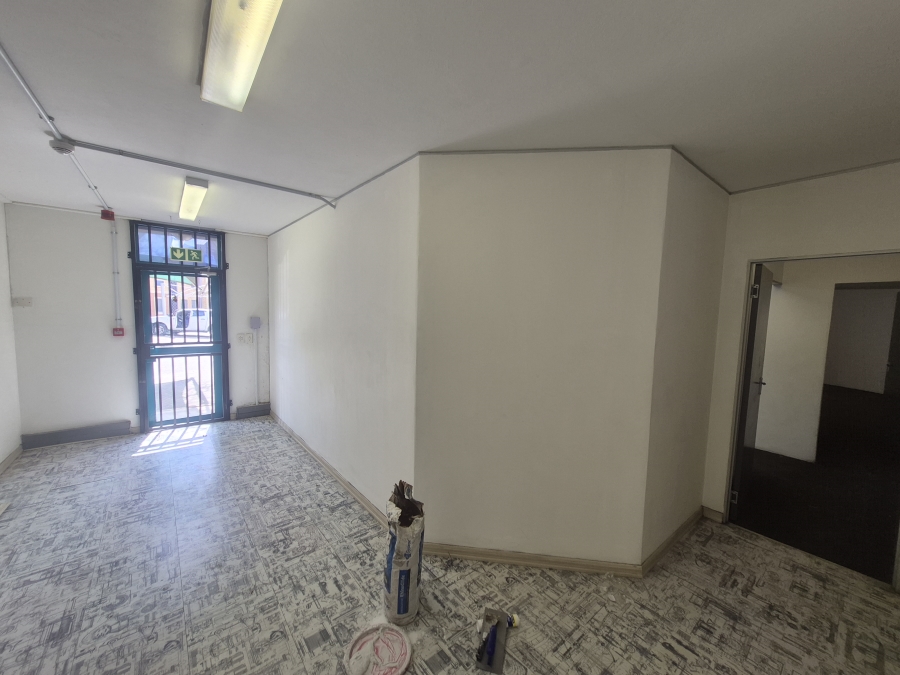 To Let Commercial Property for Rent in Linbro Park Gauteng