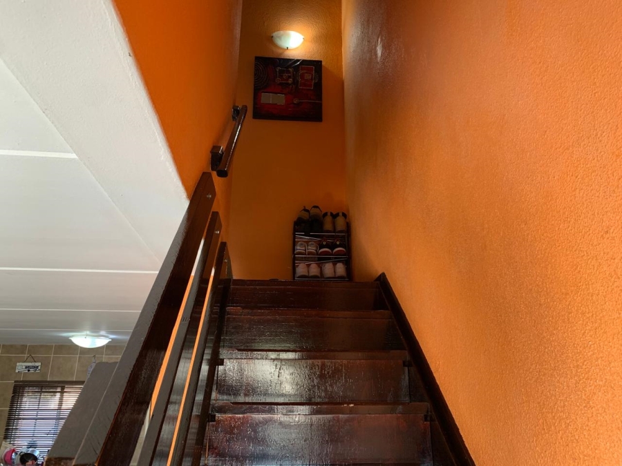 To Let 2 Bedroom Property for Rent in Sonneglans Gauteng