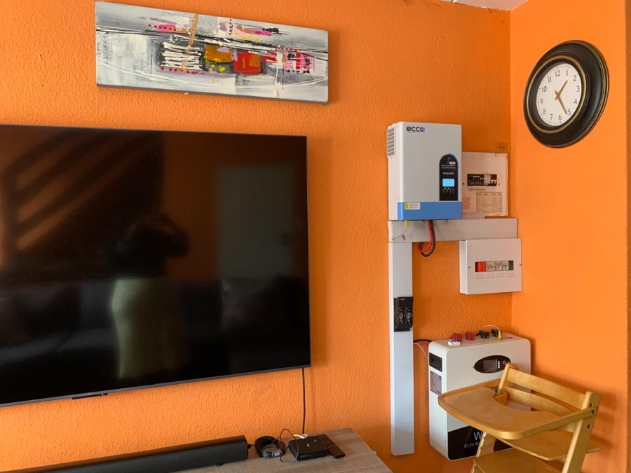 To Let 2 Bedroom Property for Rent in Sonneglans Gauteng