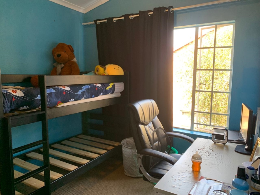 To Let 2 Bedroom Property for Rent in Sonneglans Gauteng