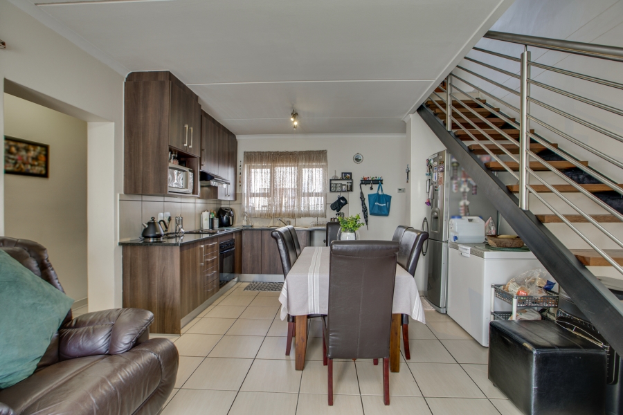 3 Bedroom Property for Sale in Barbeque Downs Gauteng