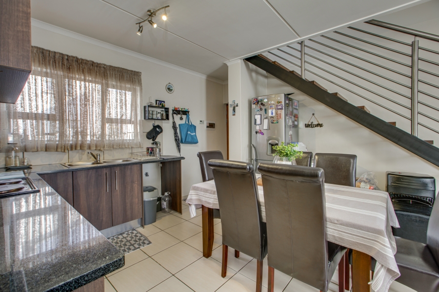 3 Bedroom Property for Sale in Barbeque Downs Gauteng