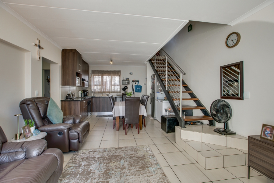 3 Bedroom Property for Sale in Barbeque Downs Gauteng