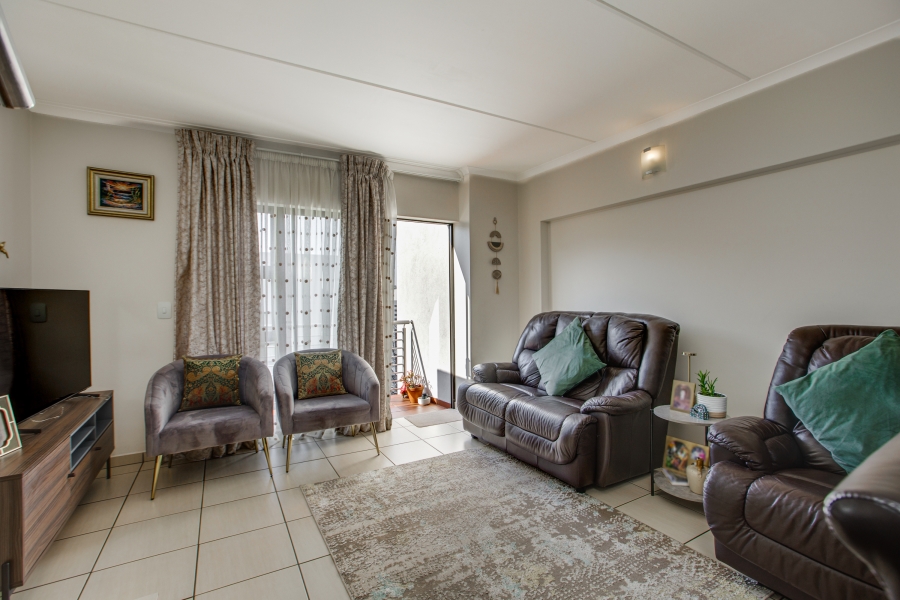 3 Bedroom Property for Sale in Barbeque Downs Gauteng